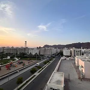 مودرن قريبة من المسجد النبوي دخّول ذاتي شقة